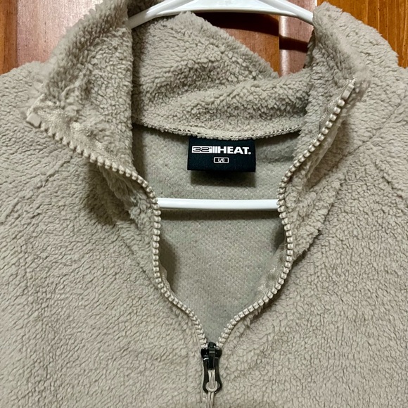 NWT Super Soft Sherpa Qzip - Large - Picture 4 of 8